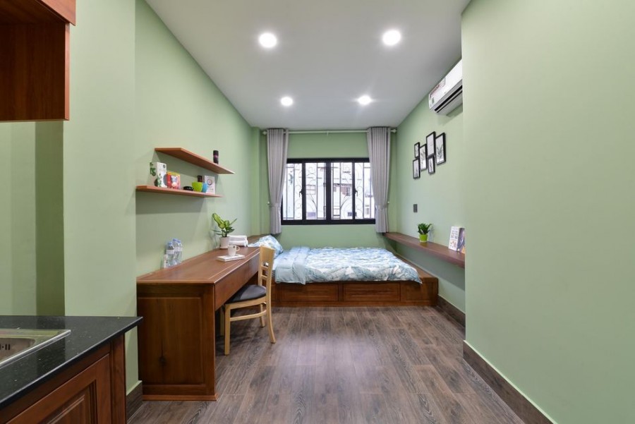 Bán gấp nhà hẻm Phan Đình Phùng, Phú Nhuận, ngay bên quận 1, 30m2, 4 tầng, 4 phòng ngủ.