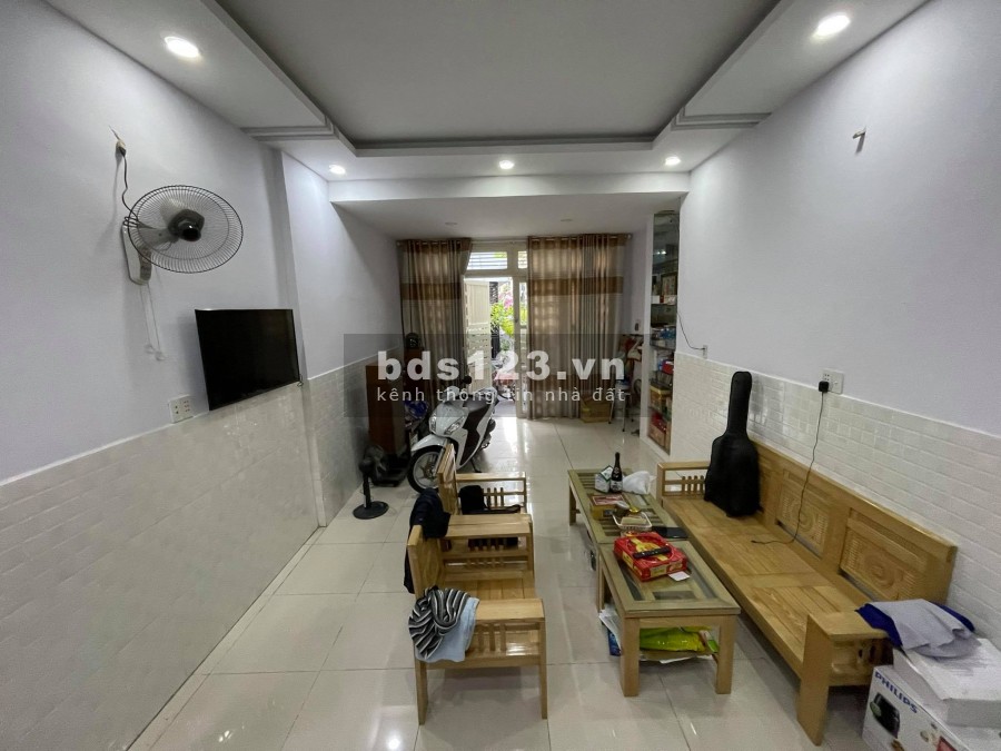 Bán Nhà Quận Tân Bình, 46m2, HXH, giá rẻ