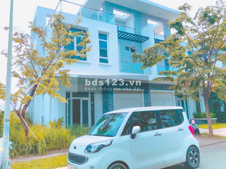 Bán nhà mặt tiền đường vườn lài tân phú 5x25 2 lầu