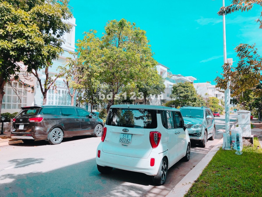 Bán nhà mặt tiền đường vườn lài tân phú 5x25 2 lầu
