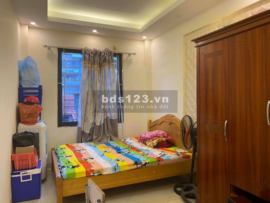 GIÁ RẺ HXH vào nhà 4 tầng Bình Thạnh Giá chỉ 100tr/m2. LH: 0879.193.102