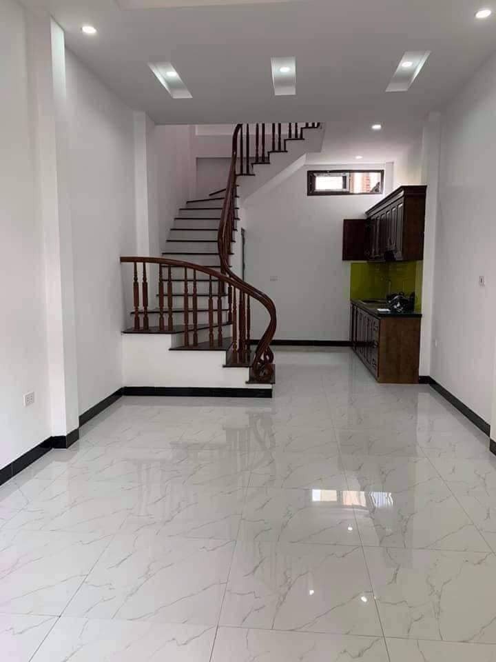 CHÍNH CHỦ BÁN NHÀ 5T X 40M2 Ô TÔ Gần Nhà Đỗ Nhuận, nhà đẹp ở luôn.