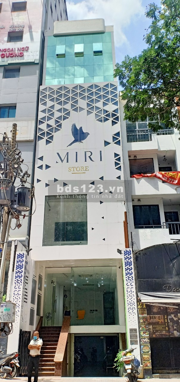 Cho thuê nhà mặt tiền Nguyễn Thái Binh Quận 1 trệt 4 lầu có…