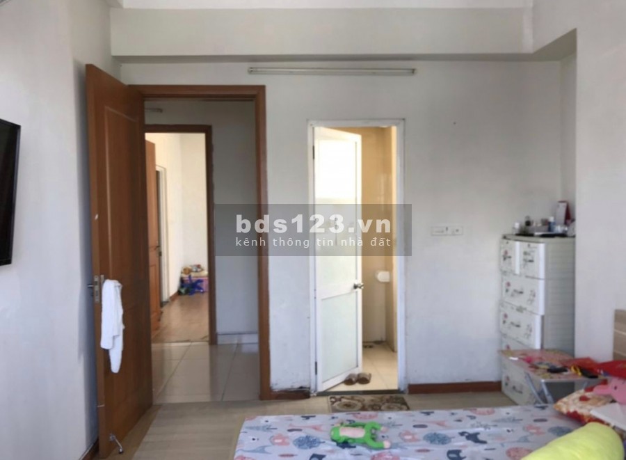 Cho thuê Chung cư C14 Tố Hữu 3PN full đồ 9 triệu. Lh 0377983070
