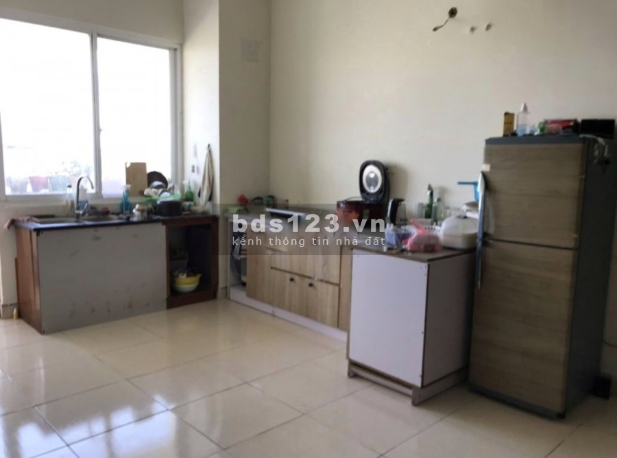 Cho thuê Chung cư C14 Tố Hữu 3PN full đồ 9 triệu. Lh 0377983070