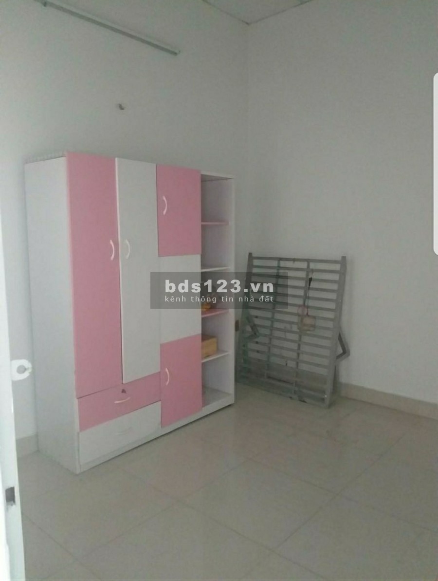 Nhà 3 phòng ngủ giá 8tr hẻm xe hơi đường Bùi Văn Ba, Quận 7