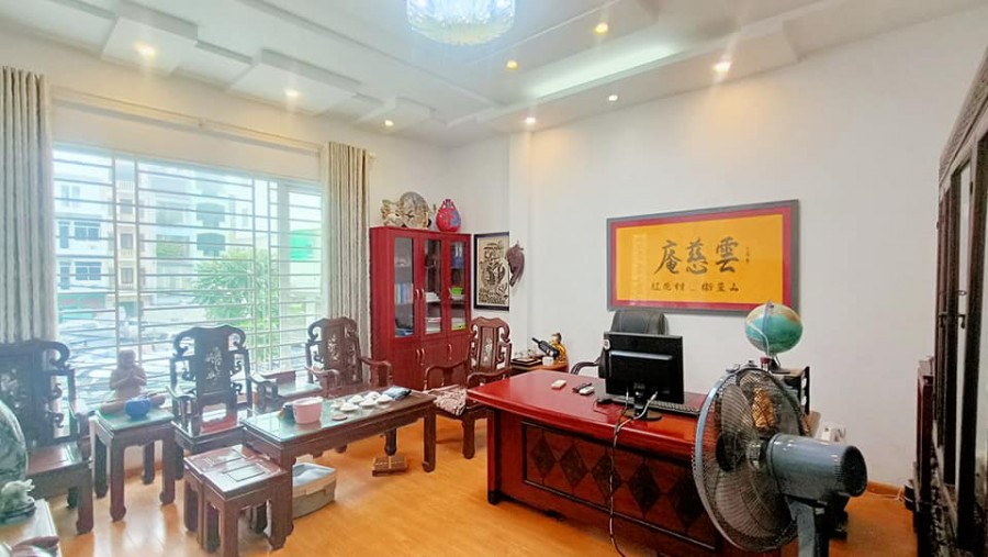 Bán nhà Nguyễn Xiển Thanh xuân lô góc,ô tô đỗ, vp công ty, kinh doanh ngày đêm 60m2, 4 tầng