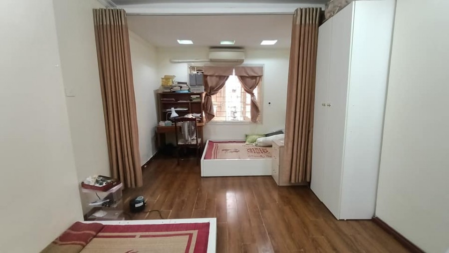 Bán nhà khu Phạm Ngọc Thạch, Lương Định Của diện tích 45m x 4 tầng giá 5.6 tỷ