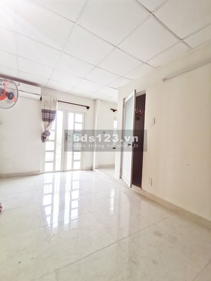 Bán nhà Bạch Đằng, Bình Thạnh 62m2, giá 5 tỷ 4, gần ngã tư Hàng Xanh
