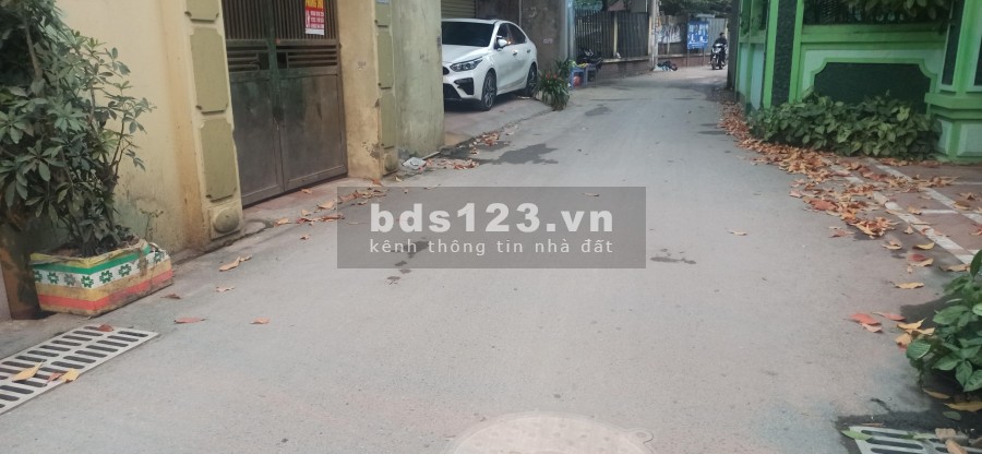 Nhà Xuân Phương, ngay đường 70 ô tô tránh nhau kinh doanh 5 Tầng hai thoáng nhỉnh 2,5 tỷ