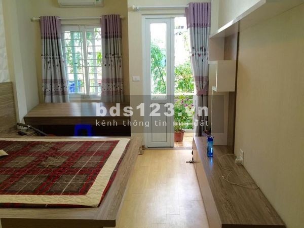 Ô TÔ ĐỖ CỬA MẶT NGÕ NGỌC THỤY NHÀ ĐẸP GIÁ CHỈ 3 TỶ