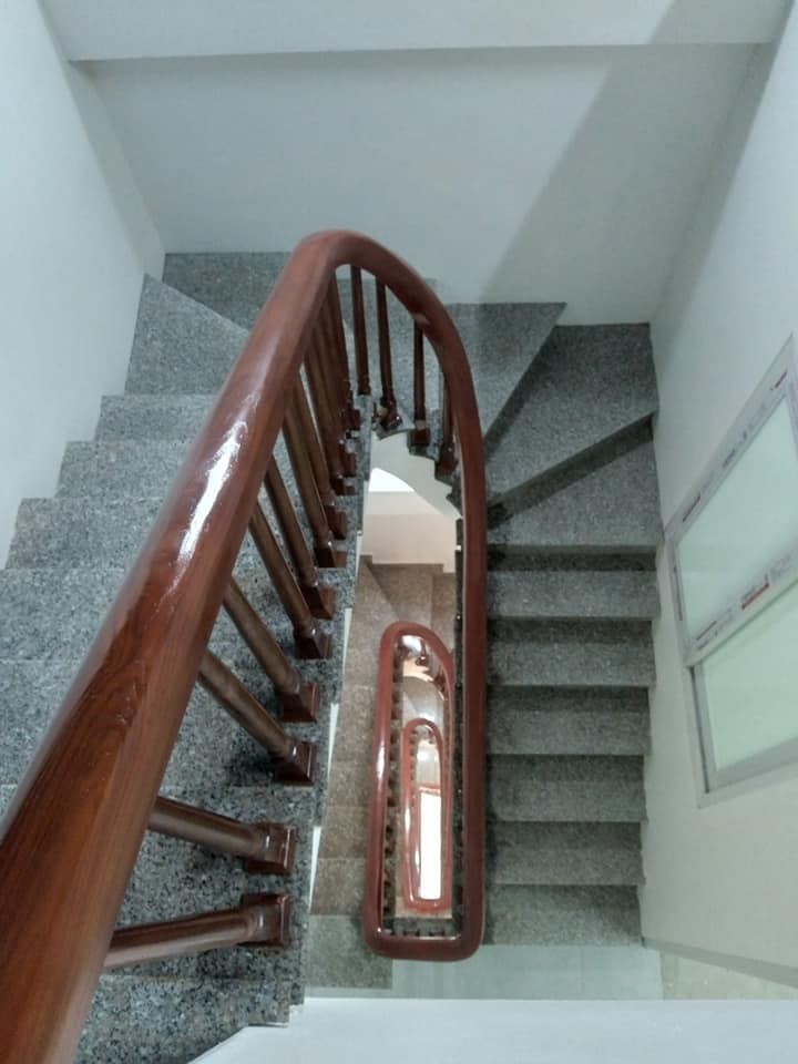 Bán Nhà Khương Đình 41m2 Mới Đẹp MT 4m Oto Đỗ Cửa KD Nhỏ Lẻ Dân Chí Cao