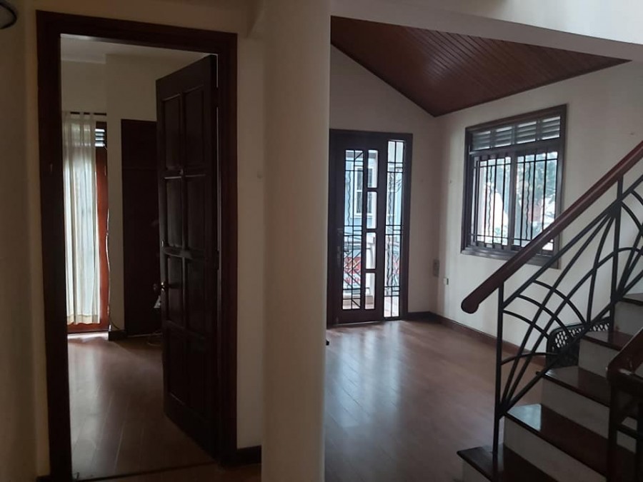 BÁN BIỆT THỰ SÂN VƯỜN MP NHÂN HÒA, THANH XUÂN, DT 122M2, MT 9.2M, GIÁ 14.8 TỶ.
