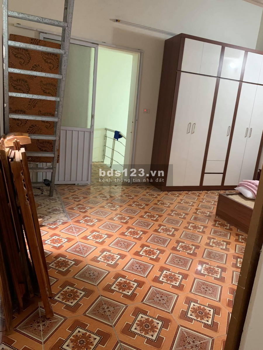 Bán nhà đất Đường Đào Tấn, Q. Ba Đình, 37m2, Nhỉnh 3 tỷ