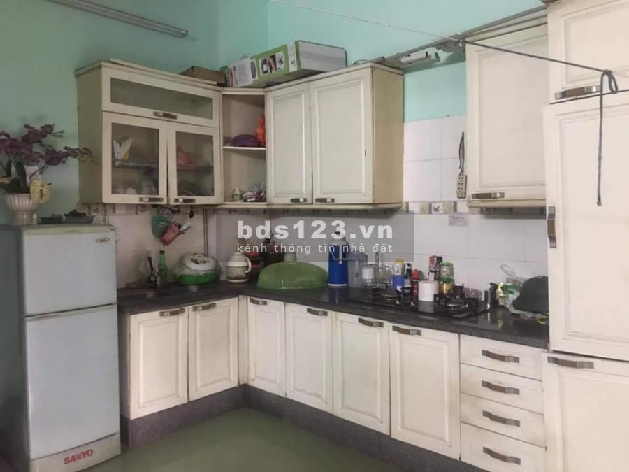 Bán đất Cầu Diễn, ngõ nông, Ô tô vào nhà, ở, chia lô, xây CCMN, DT 93m2, giá 4.15 tỷ. LH0968987854