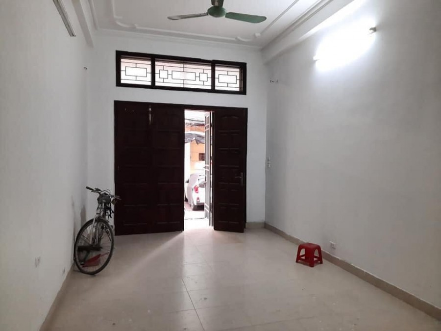 Bán Nhà Ngõ 376 Đường Bưởi Ba Đình, Phân Lô Ô Tô Vỉa Hè, DT 48m2, MT 3.7m, Giá 8.5 Tỷ