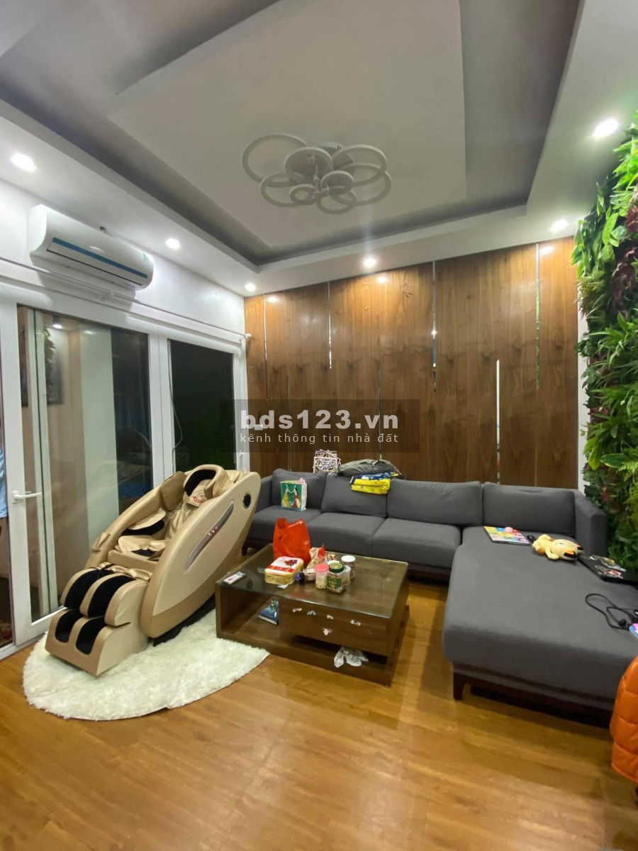 bán nhà Thịnh Hào3,52m,mt 4.2m,nhà đẹp ở luôn,gần phố,giá 3.95 tỷ