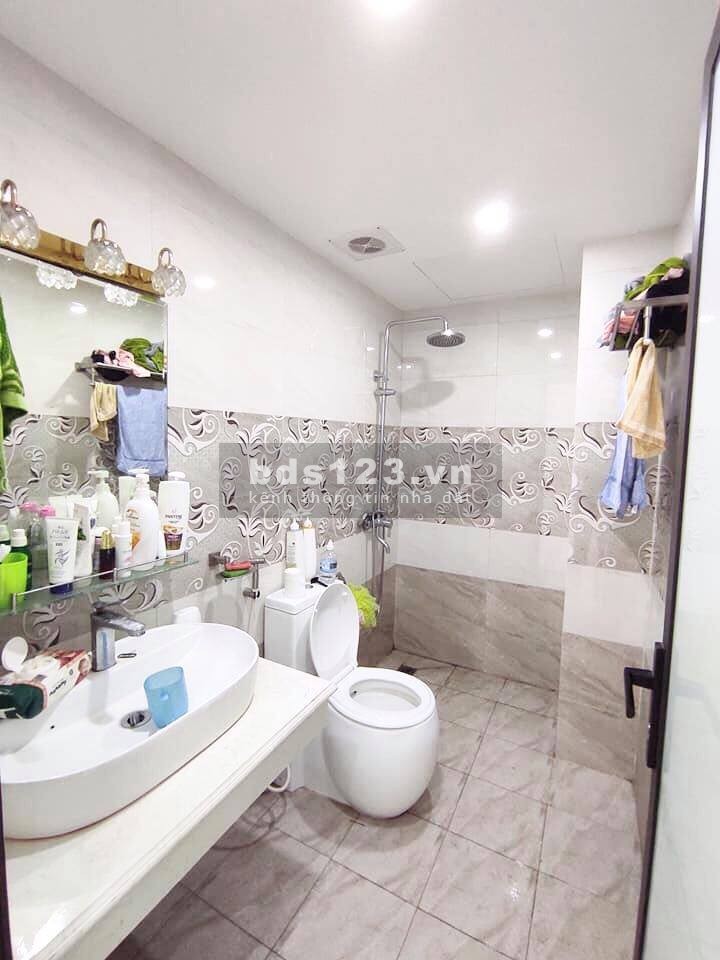 Bán gấp nhà Ngọc Thụy NỘI THẤT XỊN, ngõ rộng gần phố, 40m, 4tầng, MT4m, 3.55 tỷ
