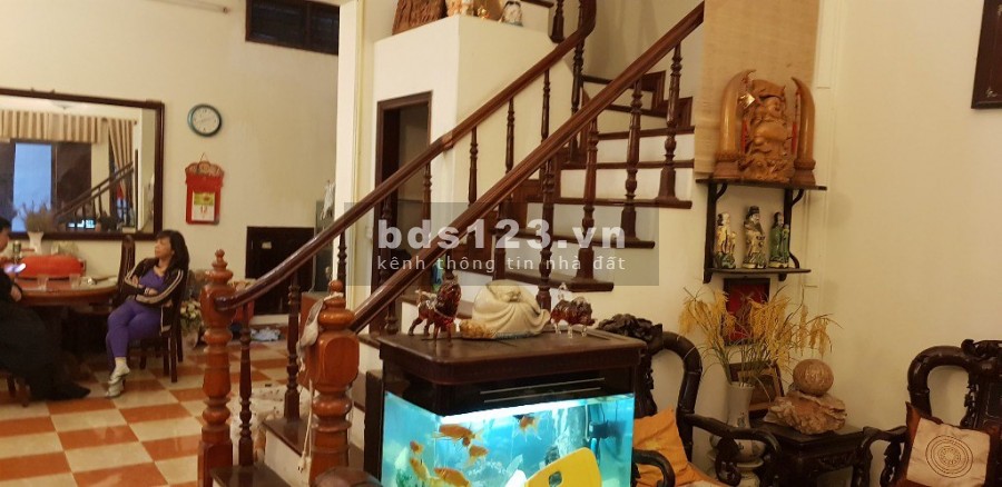 BÁN GẤP! Căn biệt thự ngay TT Bình Thạnh giá chỉ 10 tỷ. LH: 0879.193.102