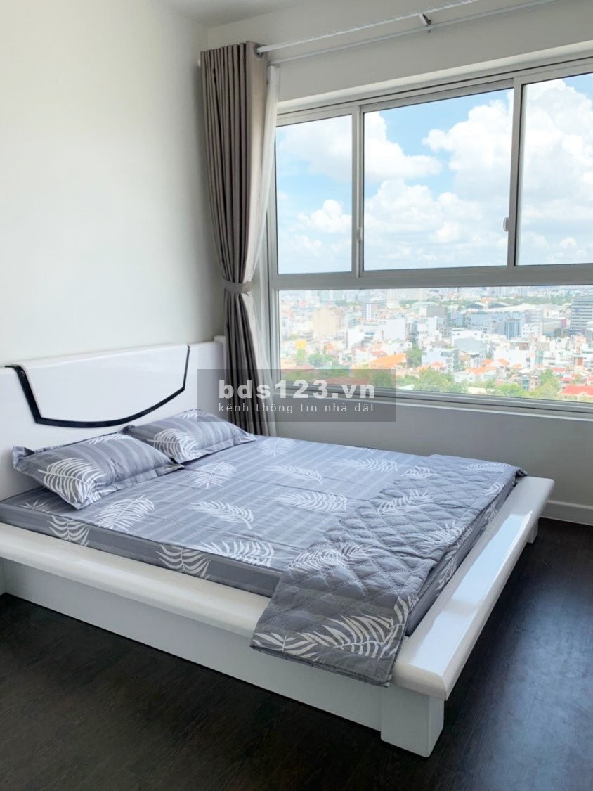 Cần bán gấp căn hộ GOLDEN MANSION Full NT, 3PN/ 2WC. giá chốt 4.9 TỶ 100% căn hộ. LH 0902.751568