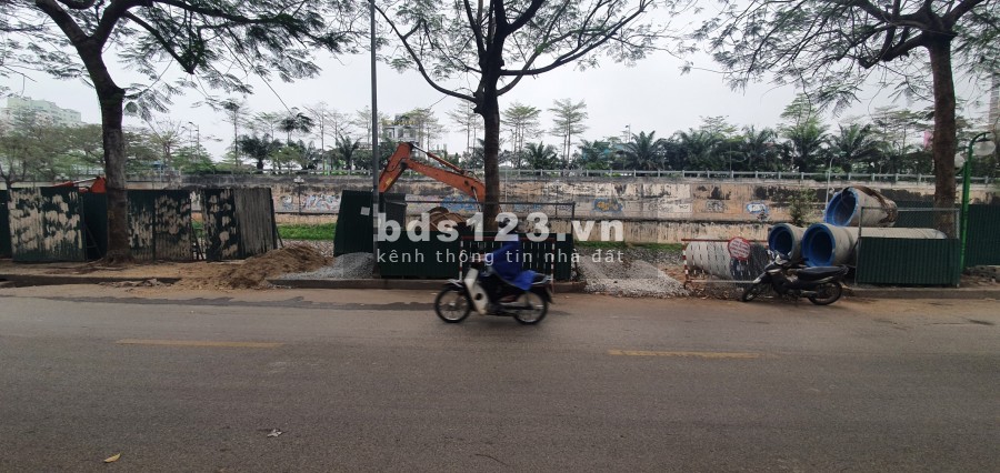 BÁN NHÀ C4 MẶT PHỐ CẦU GIẤY 54M 2 VỈA HÈ KINH DOANH 12 TỶ 0978439490