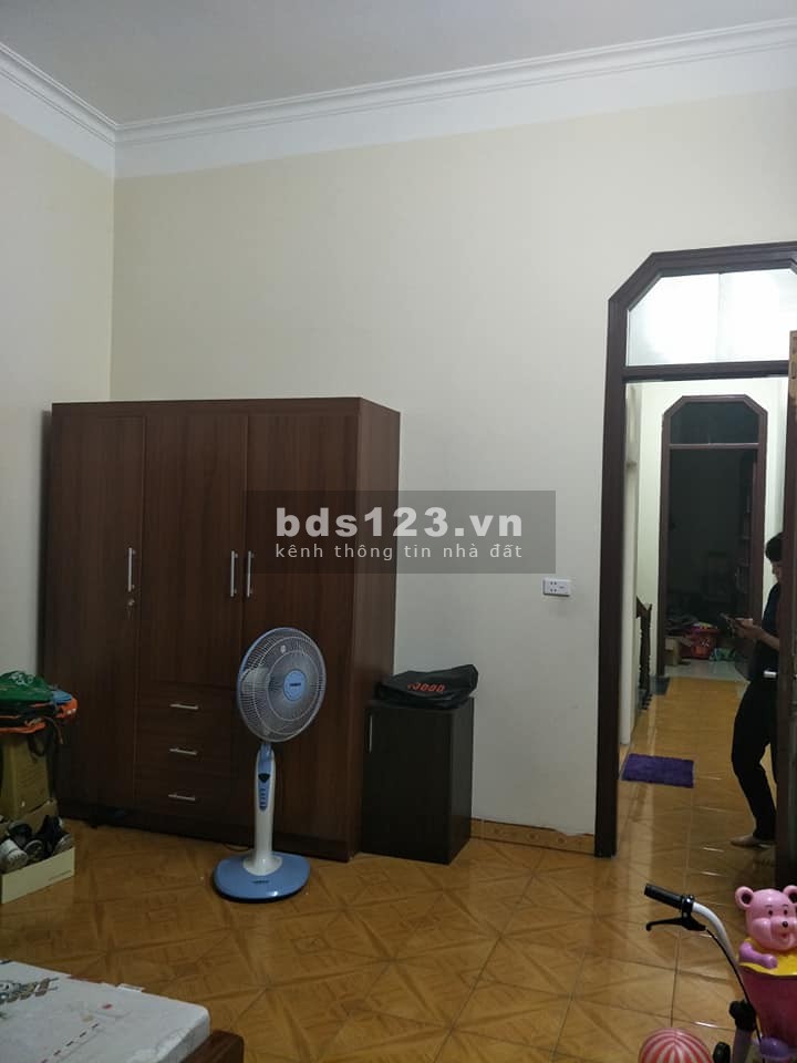 Bán nhà mặt phố Phường Việt Hưng 66m2 x 4 tầng, 4.3m mặt tiền, Ô tô, Vỉa hè, Kinh doanh đỉnh