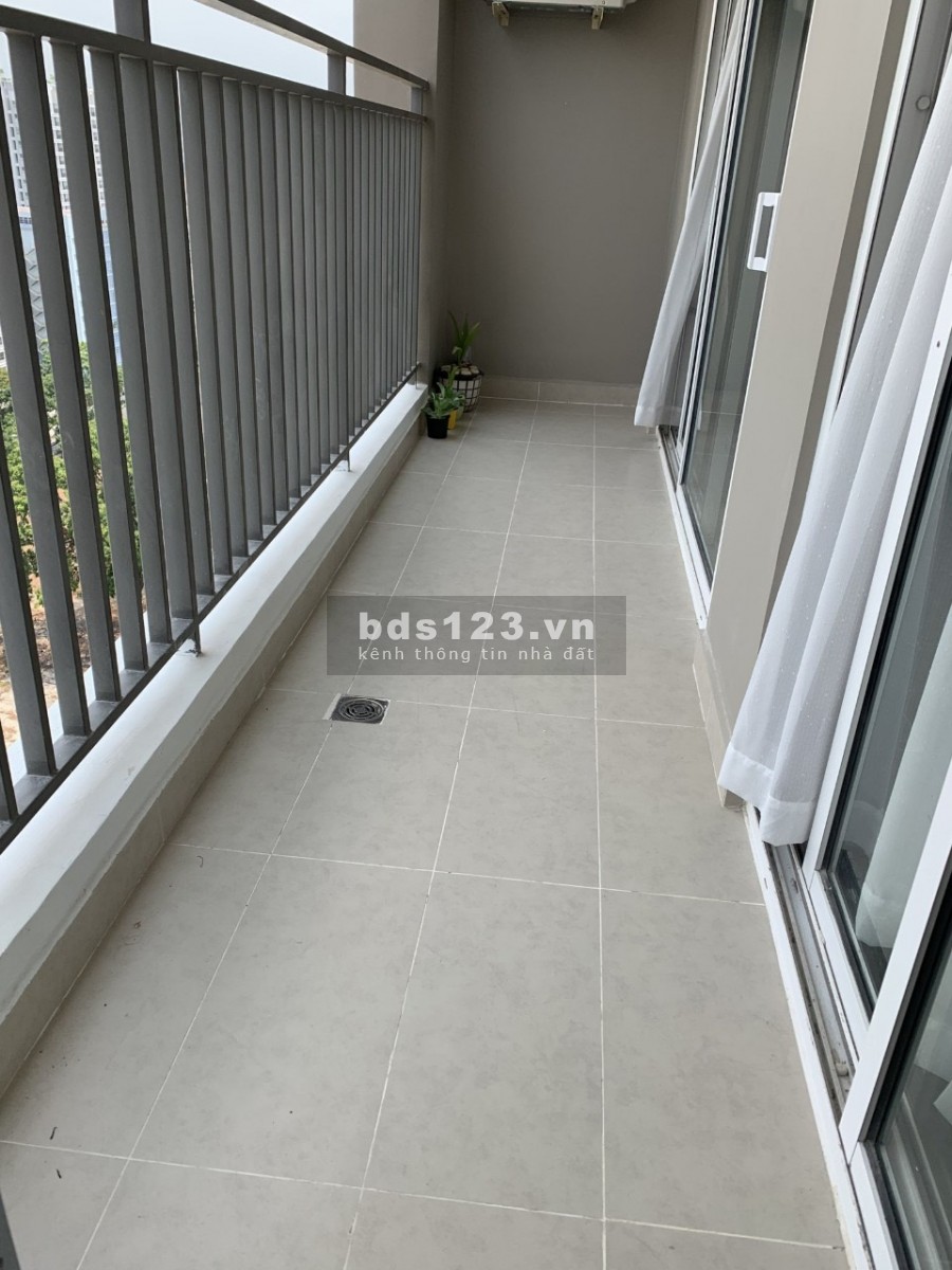 Cần bán gấp căn hộ GOLDEN MANSION Full NT, 3PN/ 2WC. giá chốt 4.9 TỶ 100% căn hộ. LH 0902.751568