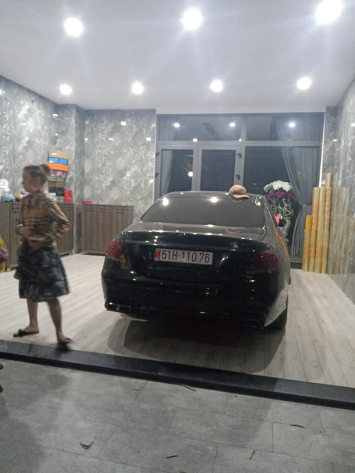NHÀ CỰC ĐẸP HẺM XE TẢI THÔNG QUẬN 1 NHĨNH 20 TỶ