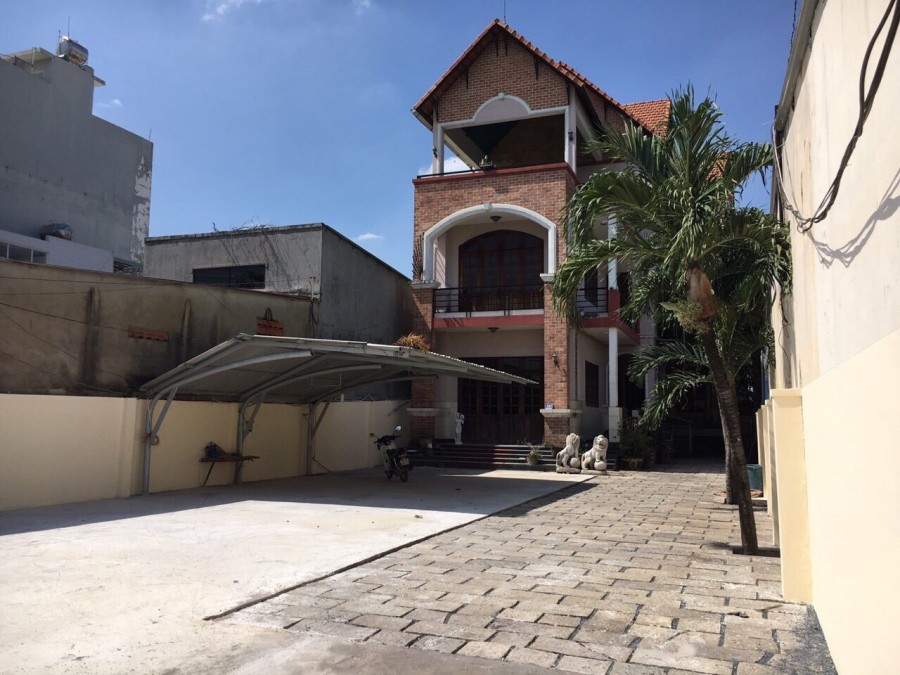 Tôi chính chủ đang cần vốn đầu tư kinh doanh nên muốn bán nhanh căn biệt thự tâm huyết ở TP. Thủ Đức gần KDC Vạn Phúc. GIÁ CỰC KỲ ƯU ĐÃI.