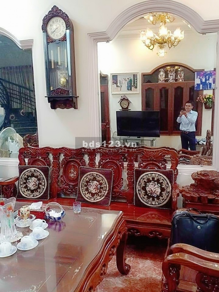 Nhà Kiến Trúc Biệt Thự Ý, Lạc Long Quân, P.8, Tân Bình. 17 tỷ