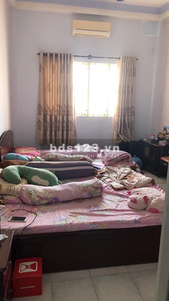 Bán nhà sát mặt tiền Âu cơ 31 m, hẻm trước nhà 6m,4 lầu 3,3 tỷ