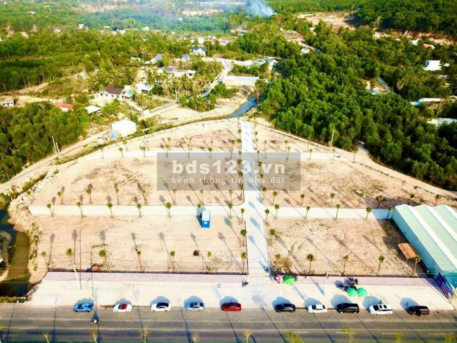 Center Phú Quốc cháy hàng giai đoạn 1