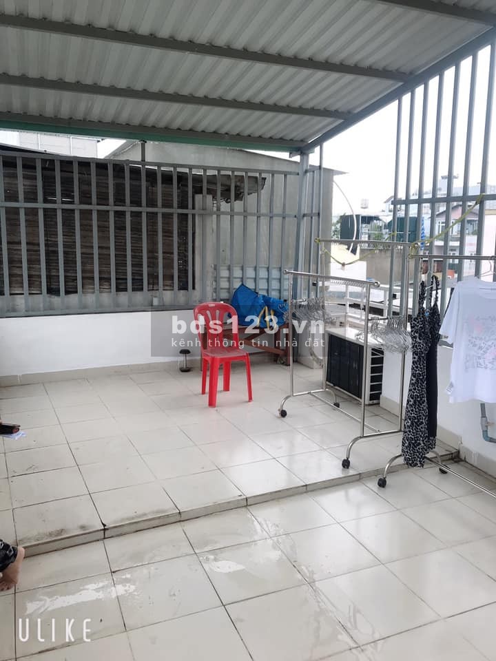 Bán nhà sát mặt tiền Âu cơ 31 m, hẻm trước nhà 6m,4 lầu 3,3 tỷ