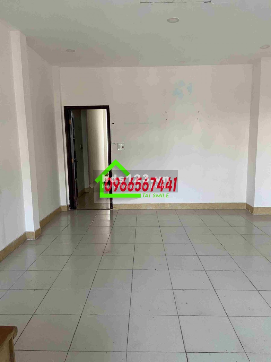 Cho thuê nhà nguyên căn mặt tiền đường D1, Bình Thạnh, diện tích 100m2 (5x20), 3 lầu