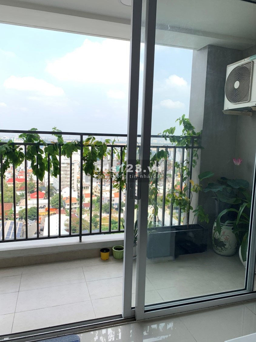 Cần bán gấp căn hộ GOLDEN MANSION Full NT, 3PN/ 2WC. giá chốt 4.9 TỶ 100% căn hộ. LH 0902.751568