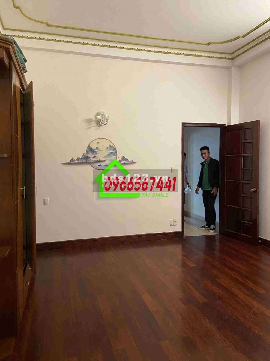 Cho thuê nhà nguyên căn mặt tiền đường D1, Bình Thạnh, diện tích 100m2 (5x20), 3 lầu