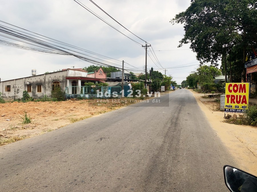 Còn 1 lô đất đẹp nằm trên mặt tiền đường Phước Bình- Long Thành , dân cư đông đúc, sổ hồng riêng