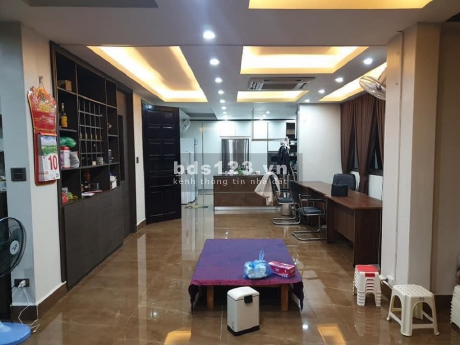 Bán nhà mặt phố Nguyễn Chí Thanh. Vỉa hè, oto, KD. 75m2 5T MT7m nhỉnh 25 tỷ