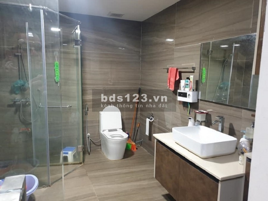 Bán nhà mặt phố Nguyễn Chí Thanh. Vỉa hè, oto, KD. 75m2 5T MT7m nhỉnh 25 tỷ