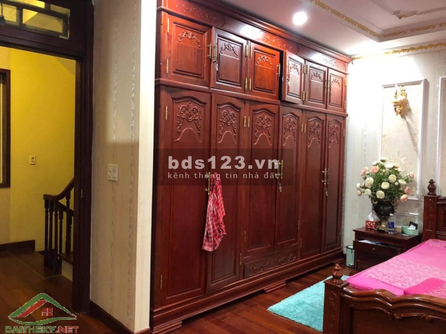 CẦN BÁN NHÀ PHỐ NGUYỄN TUÂN , Ô TÔ, NHÀ VIP, 98m2x5T, MT 7M, 25 TỶ.