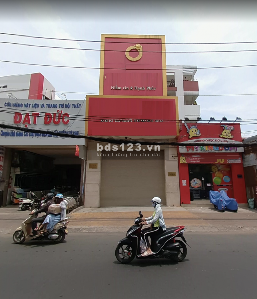 Cho Thuê Nhà Nguyên Căn Tân Phú dt 4 x 25 Mặt Tiền đ. Lũy Bán Bích