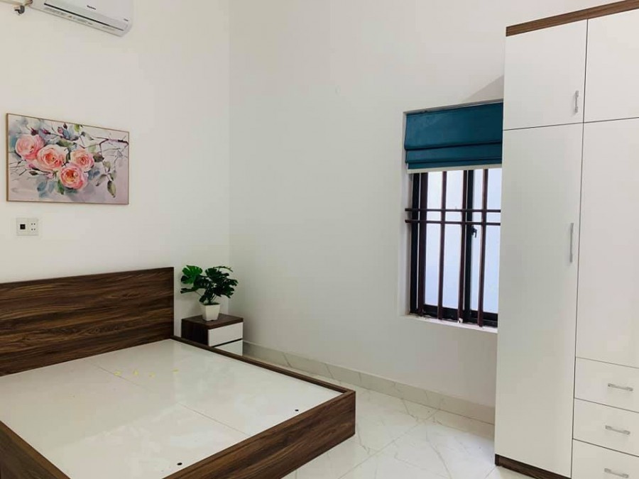 Bán gấp nhà mới ở ngay Nguyễn Trãi DT 48m2x4T, MT 4m Giá 4tỷ7
