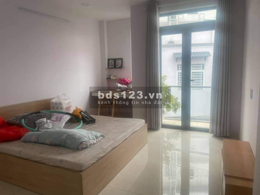 Bán nhà hẻm 6m Trịnh Đình Trọng, Tân Phú, 4x15m , 4 tầng, chỉ 7,5 tỷ, 0932678040