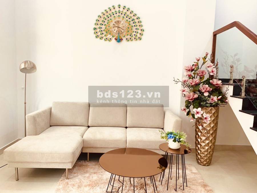 Bán gấp nhà 4 tầng xây mới trung tâm TP Huế !!!