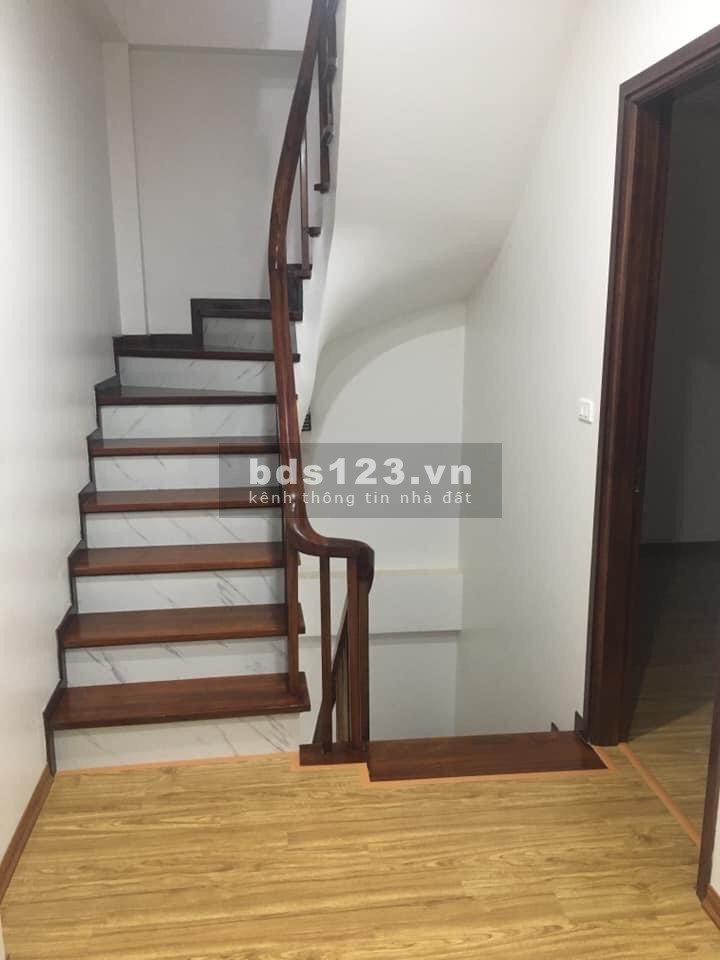 HOÀNG NGÂN THANH XUÂN, 50m2 x 5 tầng, giá 4.85 tỷ