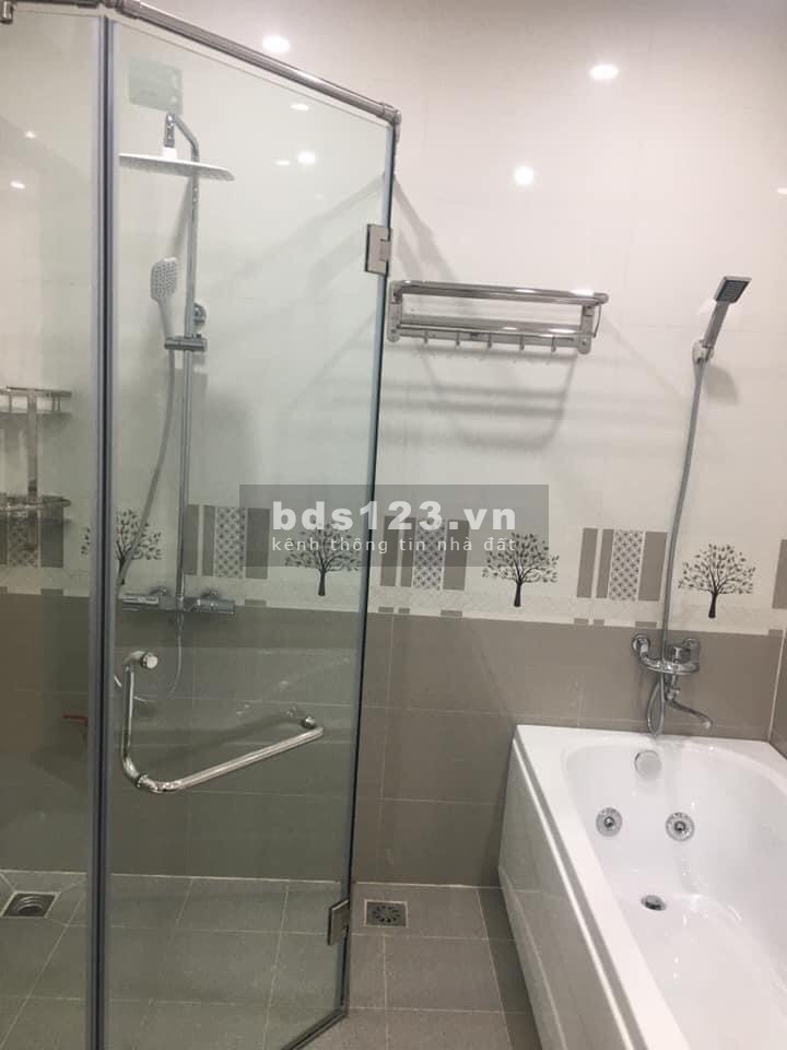 HOÀNG NGÂN THANH XUÂN, 50m2 x 5 tầng, giá 4.85 tỷ