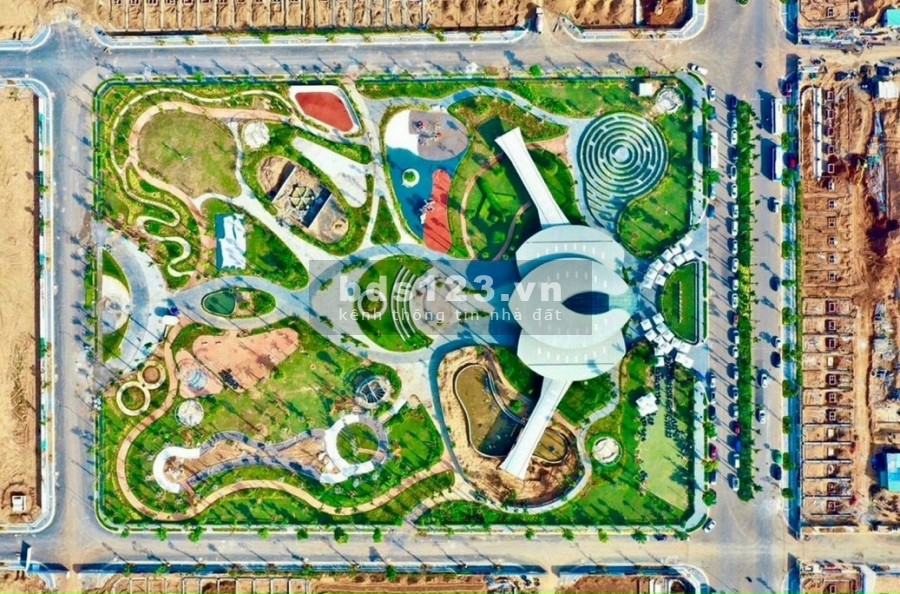 Nhà Phố SHOPHOUSE Gem Sky World Đại Đô Thị Thương mại Giải Trí tại Sân Bay Long Thành LH 0917077752