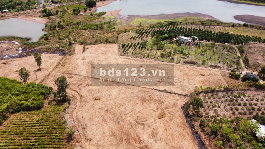 Bán đất vườn 24,115m2 - Giá 15,8 tỷ ven hồ sinh thái tại Đất Đỏ - Br-Vũng Tàu, đất nhà vườn