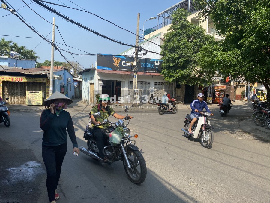 Cho thuê nguyên căn 2 mặt tiền gần chợ An Nhơn