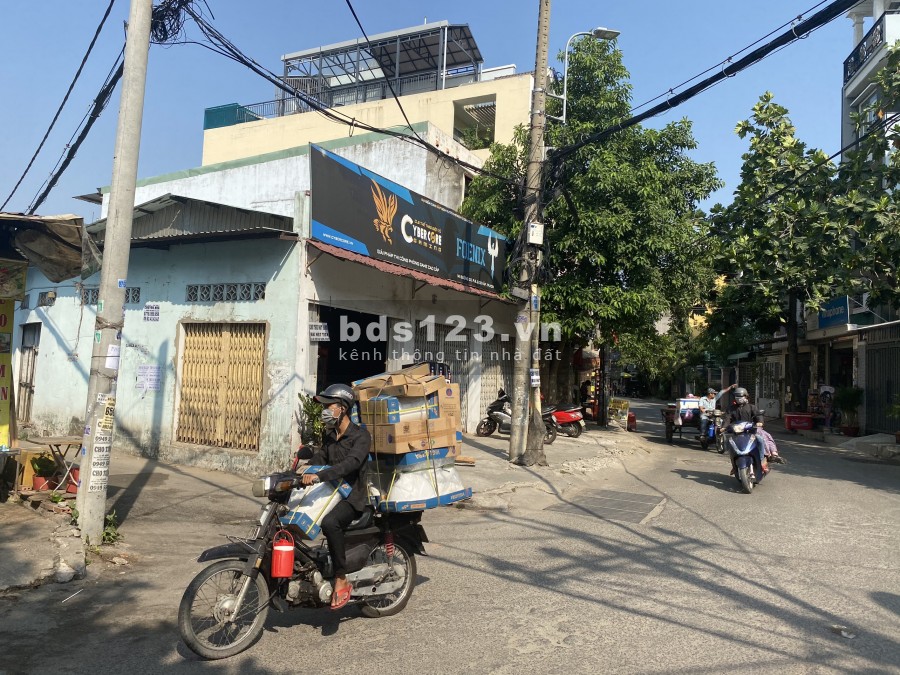 Cho thuê nguyên căn 2 mặt tiền gần chợ An Nhơn